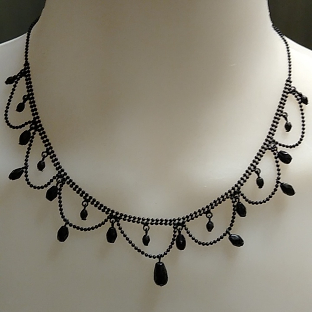 Fashion necklace***HOST PICK***11/23